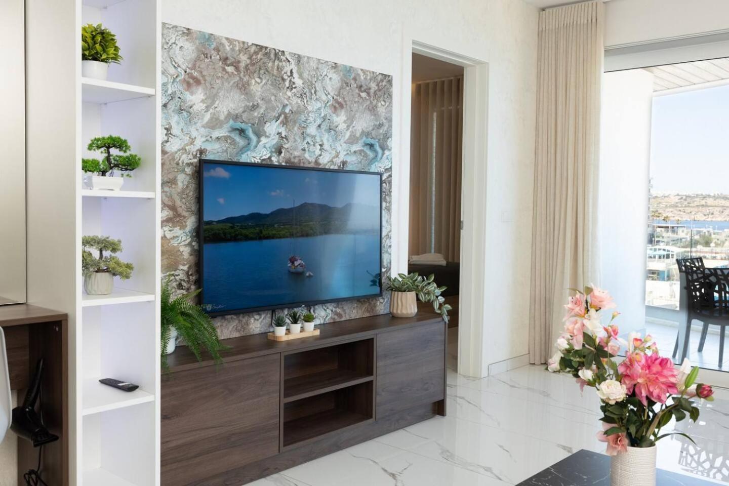Appartement Ivory Seafront With Views!- Fl 13 By Homely *